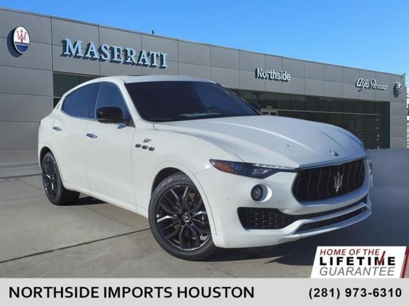 2024 Maserati Levante GTImage 1