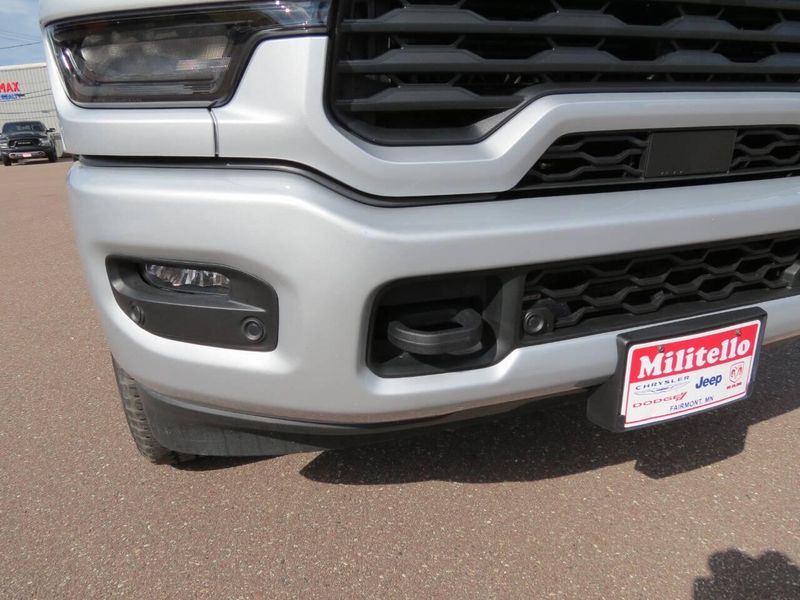 Used 2026 RAM 2500 Big Horn 4x4 4dr Crew Cab 6.3 ft. SB PickupImage 9