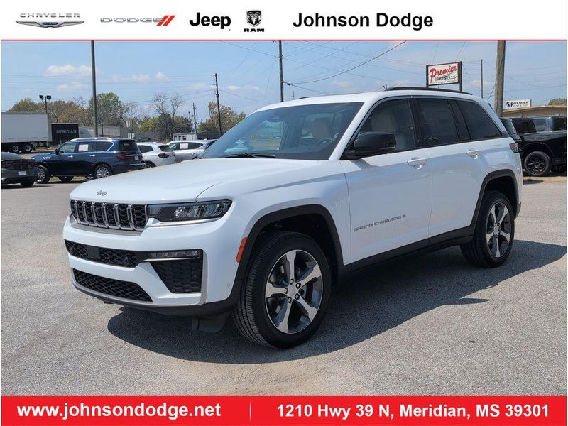 New 2026 Jeep Grand Cherokee Limited 4x4Image 1