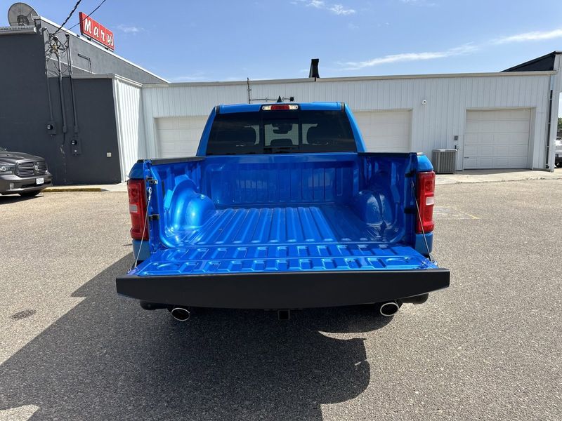 2025 RAM 1500 Big Horn Crew Cab 4x4 5