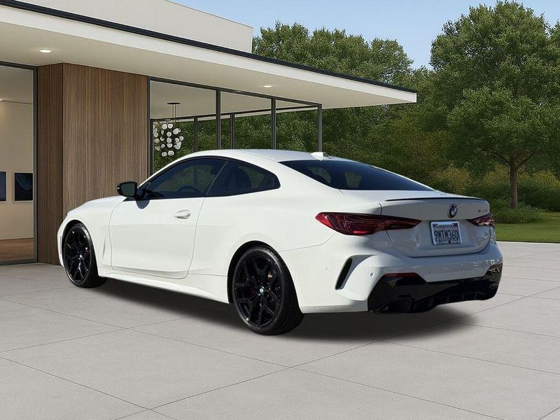 Used 2025 BMW 4 Series M440iImage 11