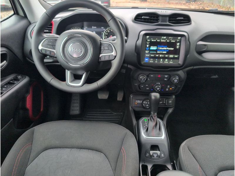 Used 2023 Jeep Renegade TrailhawkImage 32