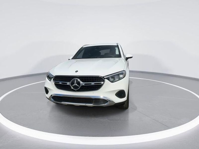 Used 2026 Mercedes-Benz GLC 350e 350eImage 3
