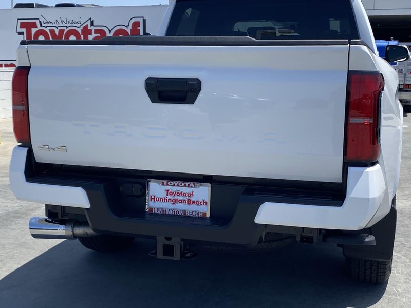 New 2025 Toyota Tacoma SR5Image 4