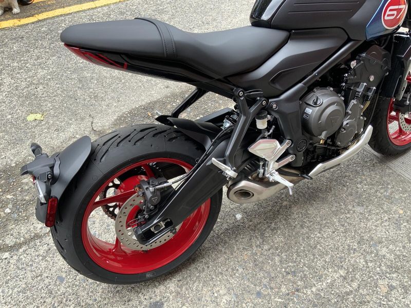 2026 Triumph TRIDENT 660 TRIPLE TRIBUTE EDITION