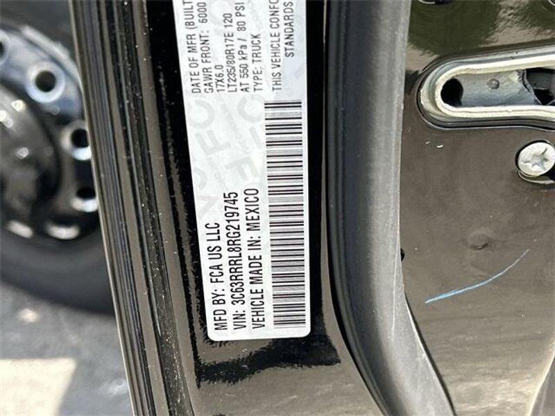 New 2024 RAM 3500 Limited Crew Cab 4x4 8