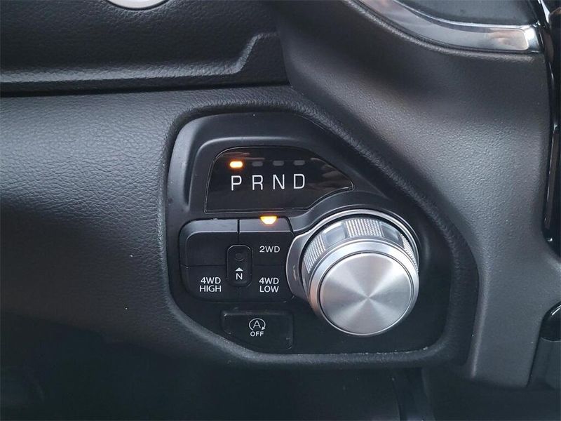 2024 RAM 1500 LaramieImage 16