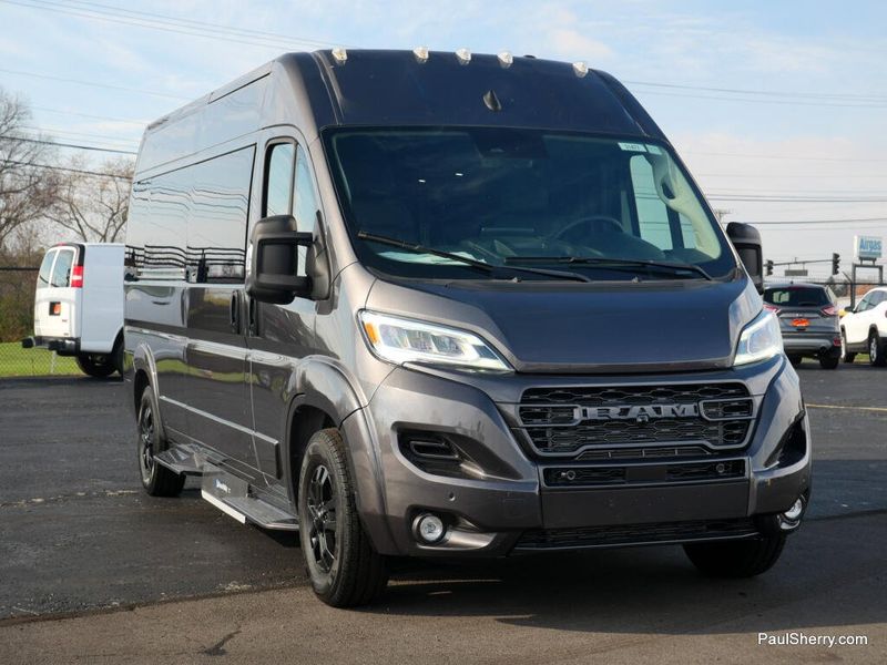 New 2024 RAM Promaster 2500 Slt+ Window Van High Roof 159' Wb