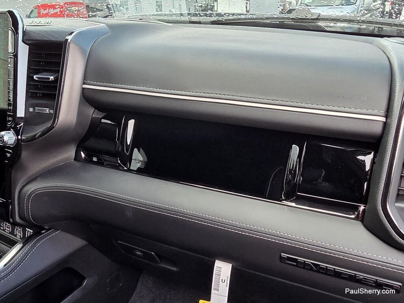 New 2026 RAM 1500 Limited Crew Cab 4x4 5'7' Box