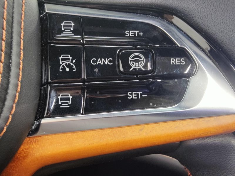 Used 2024 Jeep Grand Cherokee 4xe Summit ReserveImage 39