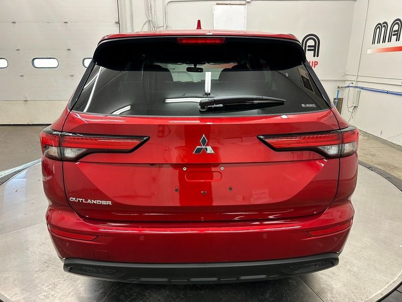 2024 Mitsubishi Outlander ES in a Red Diamond exterior color and Blackinterior. Marina Auto Group (855) 564-8688 marinaautogroup.com 