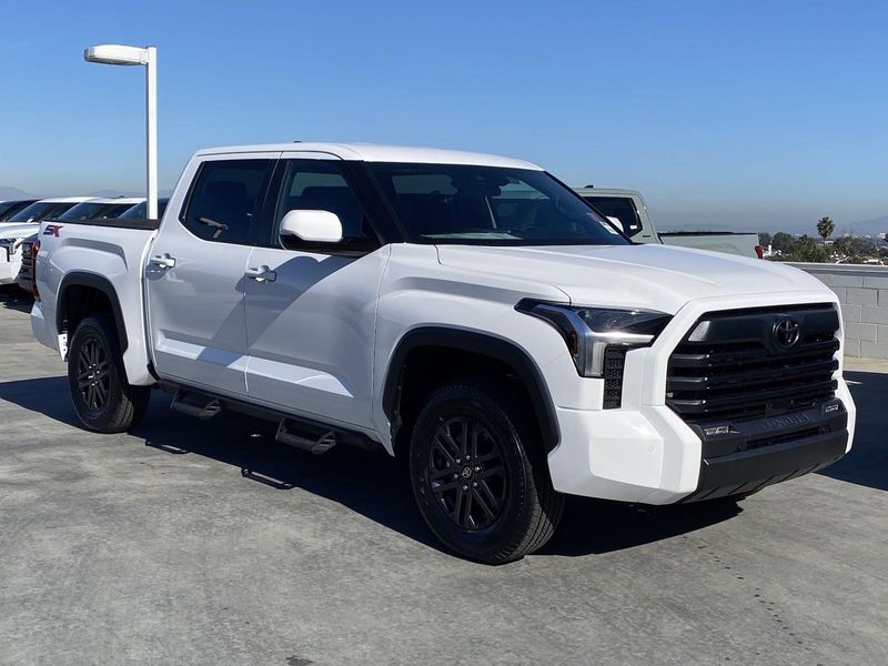 2025 Toyota Tundra SR5Image 2