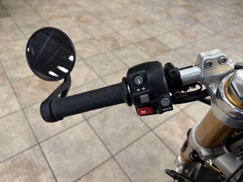 Used 2016 Triumph Thruxton R Image 22