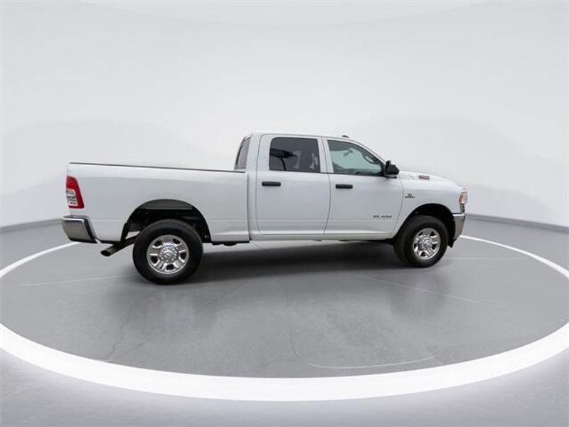 2022 RAM 2500 TradesmanImage 9