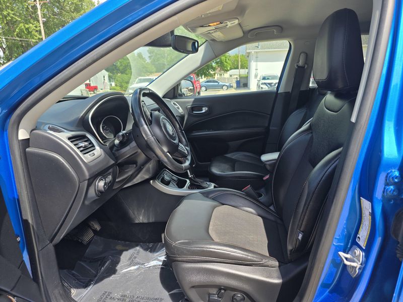 Used 2021 Jeep Compass LatitudeImage 10