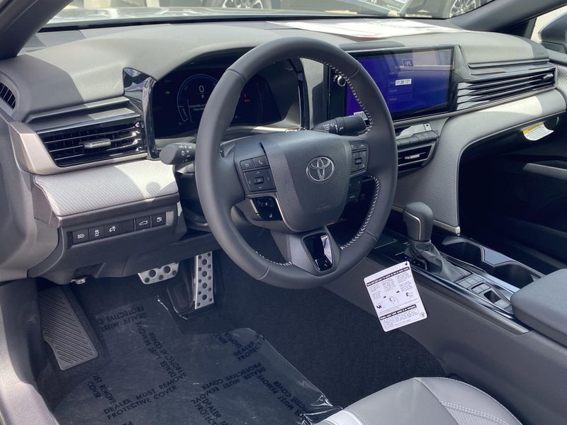 2025 Toyota Camry Image 13