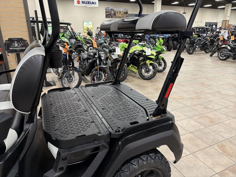 New 2025 Kawasaki NAV 4E LE Image 25