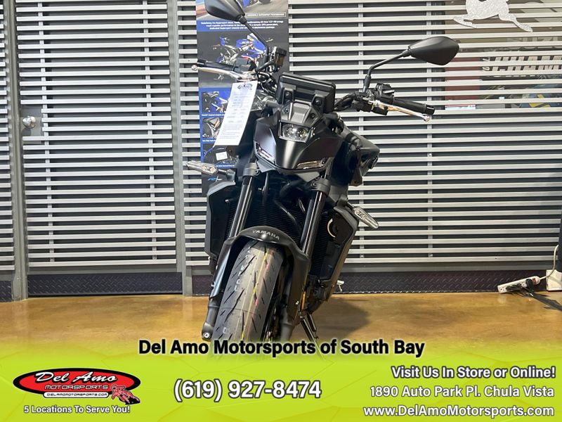 2025 Yamaha MT-09 Image 6