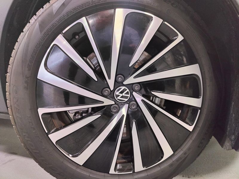 Used 2024 Volkswagen ID.4 S w/Glass RoofImage 25