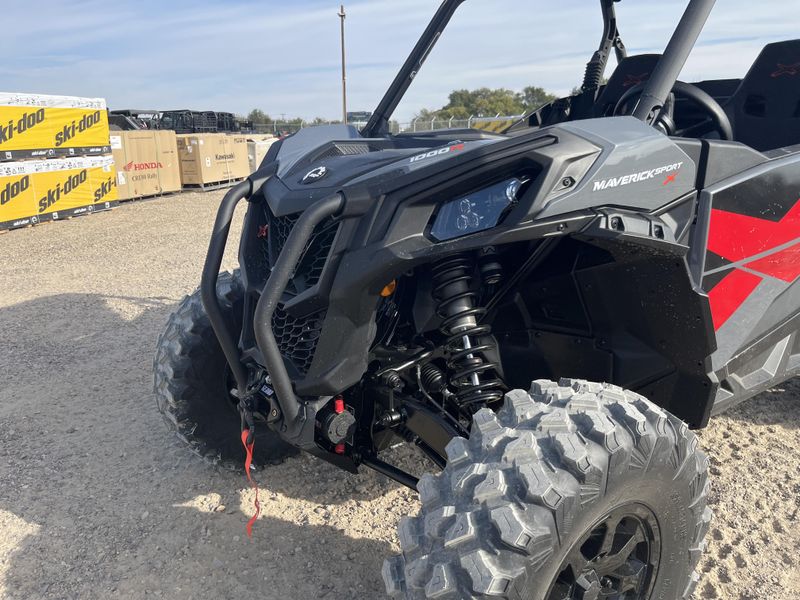 New 2027 Can-Am MAVERICK SPORT X 1000R 