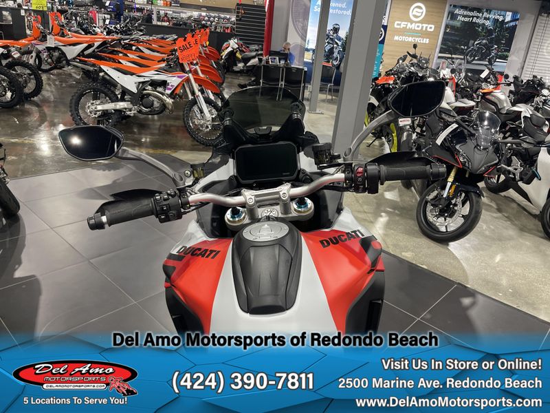 2024 Ducati MULTISTRADA V4 RS Image 15