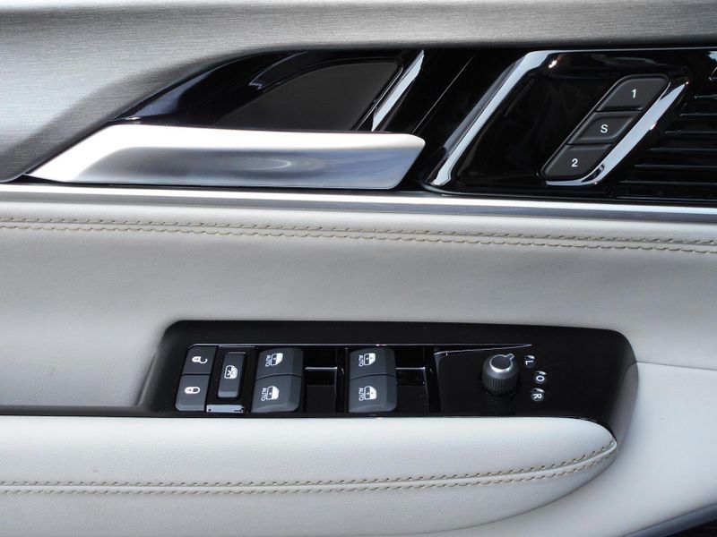 2025 Jeep Wagoneer Series Ii 4x4Image 29