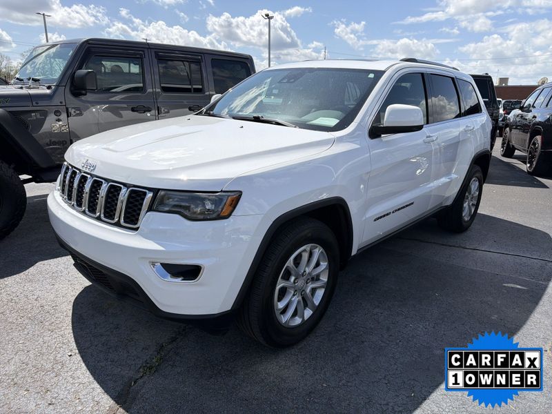 Used 2021 Jeep Grand Cherokee Laredo XImage 1