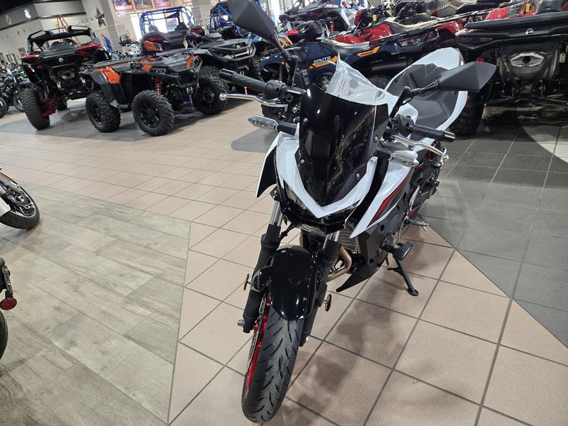 NEW 2026 KAWASAKI Z500 SE ABS Image 7