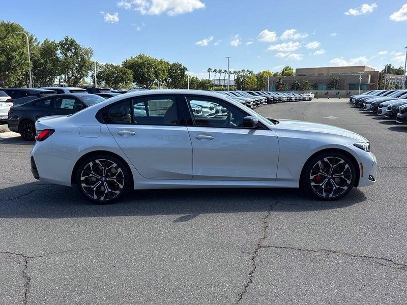 New 2026 BMW 3 Series 330iImage 7