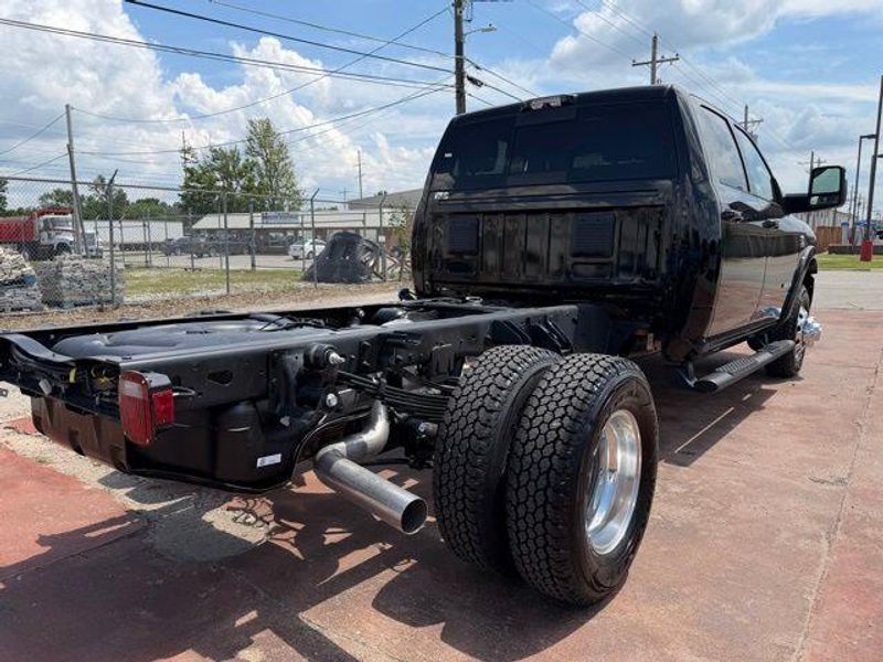New 2026 RAM 3500 Big Horn Crew Cab Chassis 4x4 60