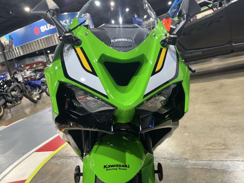 New 2025 Kawasaki NINJA ZX-6R ABS KRT EDITION Image 13