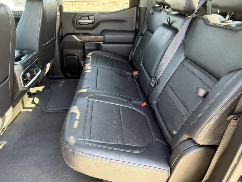 Used 2022 GMC Sierra 1500 Limited DenaliImage 29