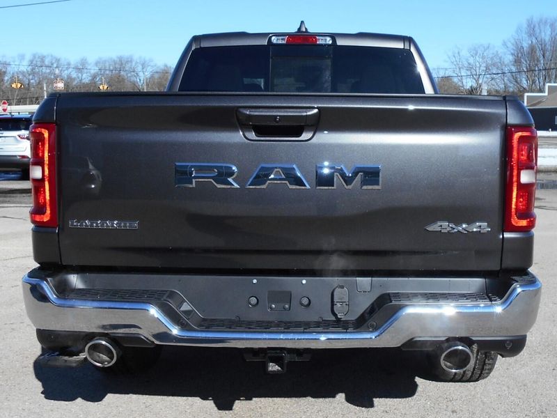 2025 RAM 1500 Laramie Crew Cab 4x4 5