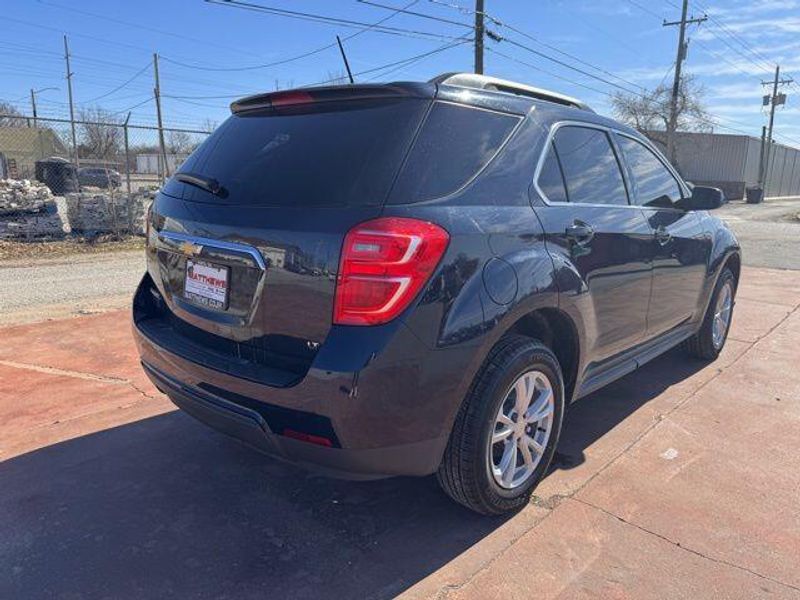 Used 2017 Chevrolet Equinox LTImage 5