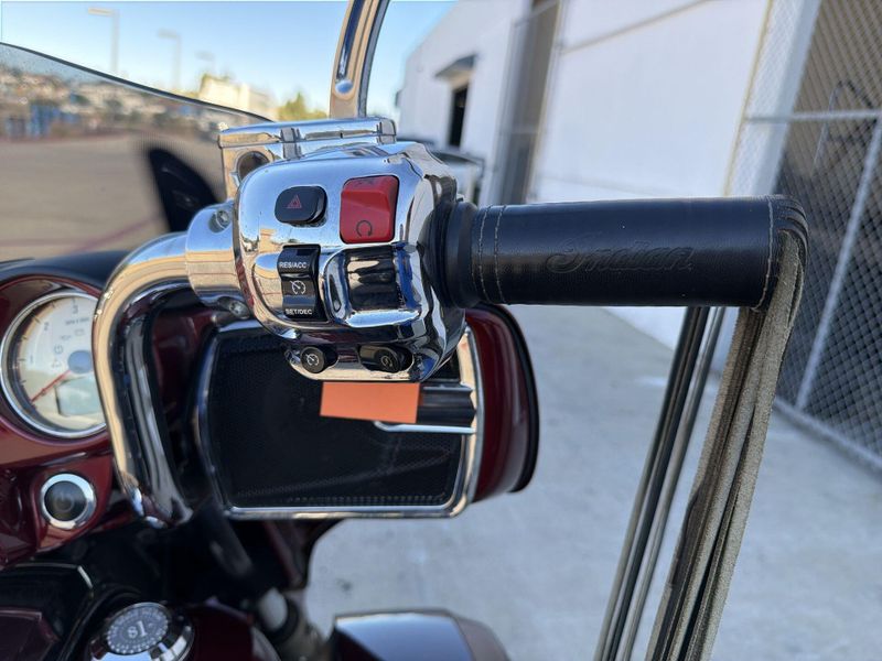 Used 2017 Indian Motorcycle Roadmaster Image 26