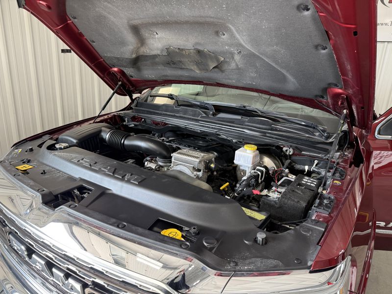 Used 2023 RAM 1500 LimitedImage 17
