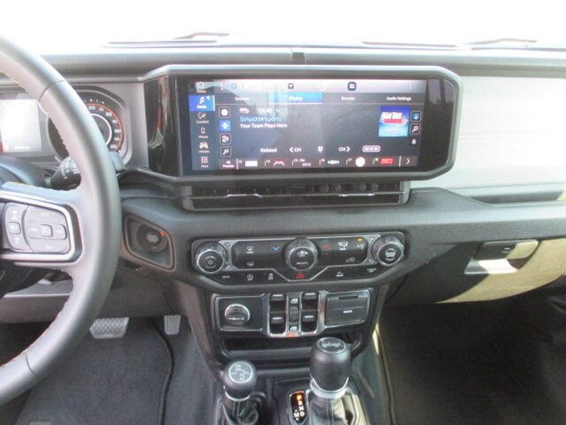 Used 2024 Jeep Wrangler Sport SImage 19