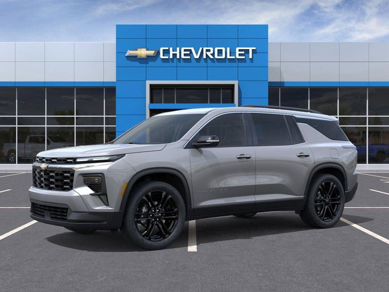New 2026 Chevrolet Traverse FWD LTImage 2