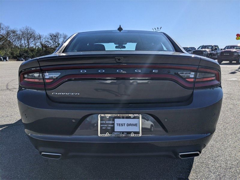 2023 Dodge Charger Sxt RwdImage 5