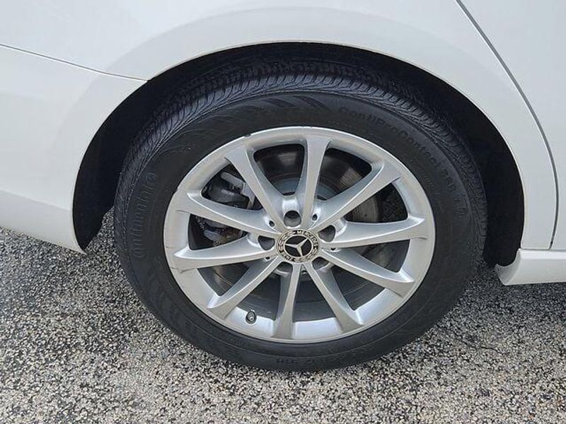2021 Mercedes Benz A 220 4MATIC photo 11