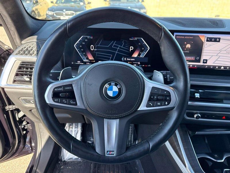 Used 2024 BMW X7 xDrive40iImage 24