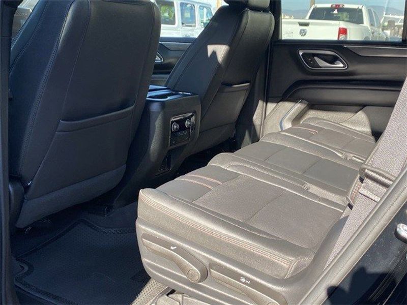 2022 Chevrolet Tahoe RSTImage 13