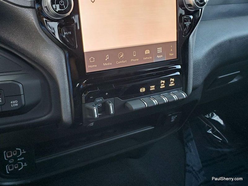 New 2025 RAM 3500 Tradesman Crew Cab 4x4 8