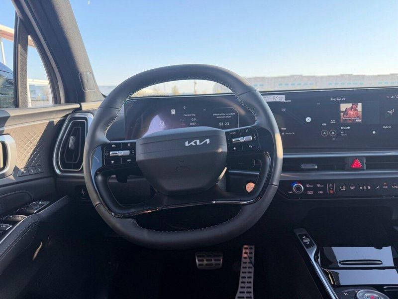 New 2026 Kia Sorento Hybrid X-Line SX PrestigeImage 16