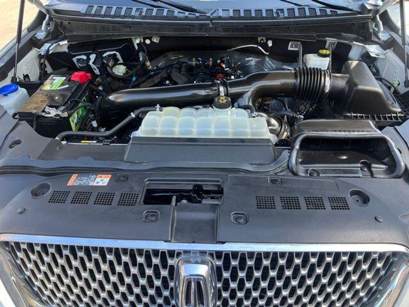 Used 2022 Lincoln Navigator ReserveImage 18
