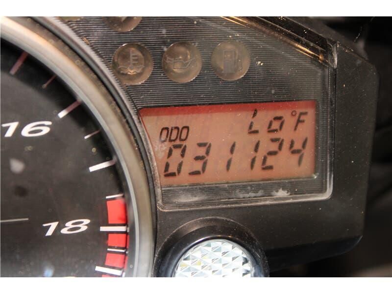 Used 2016 Yamaha YZF-R6 Image 4