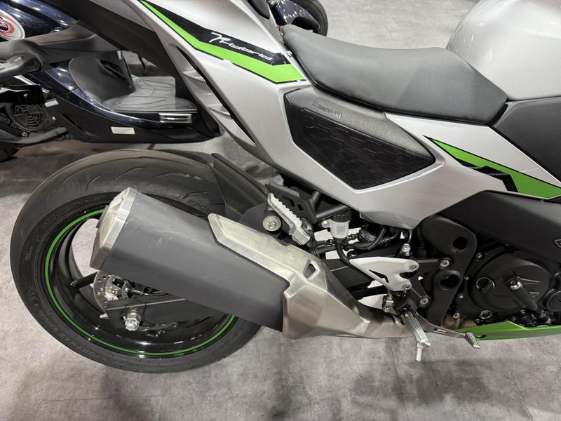 Used 2024 Kawasaki Z7 Hybrid ABS Image 5
