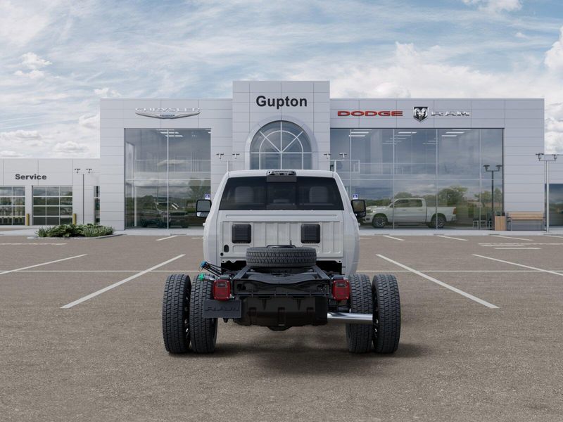 New 2026 RAM 4500 Big Horn Chassis Crew Cab 4x4 60