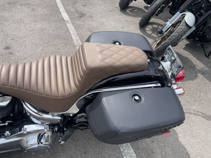 Used 2024 Harley-Davidson SOFTAIL HERITAGE CLASSIC Image 14