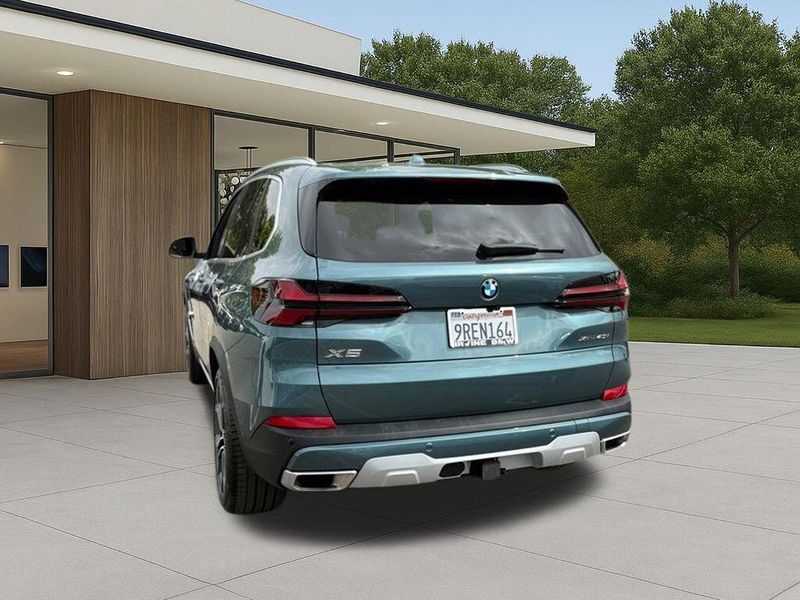 Used 2025 BMW X5 xDrive40iImage 11